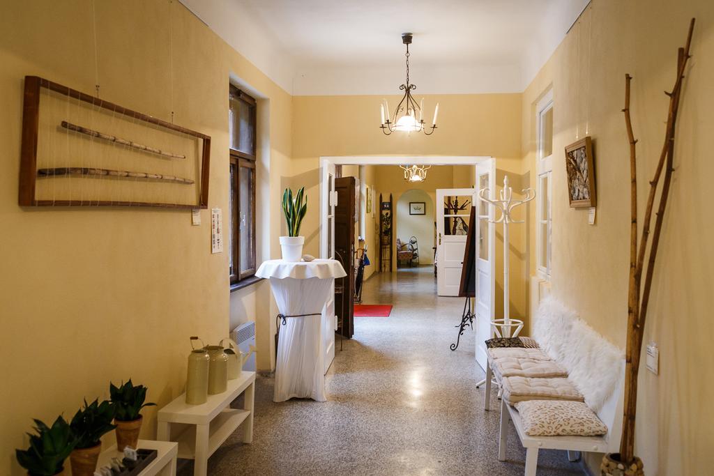 Gut Zentgraf Hotel Mörbisch am See Buitenkant foto