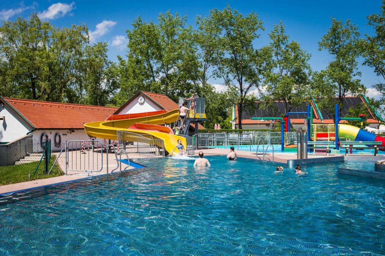 Gut Zentgraf Hotel Mörbisch am See Buitenkant foto